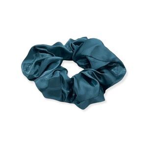 NWT Wool + Pepper Co. Satin Scrunchie